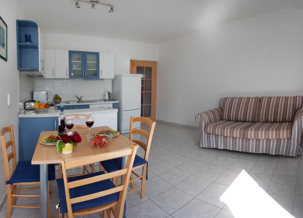 Apartment Firule Sandy Beach Split Eksteriør bilde