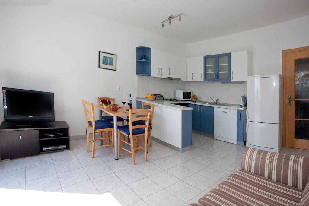 Apartment Firule Sandy Beach Split Eksteriør bilde